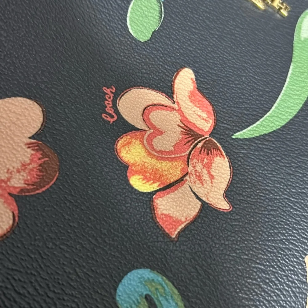 NWOT Coach Small Town Bucket Bag with Dreamy Land Floral Print - Picture 4 of 12